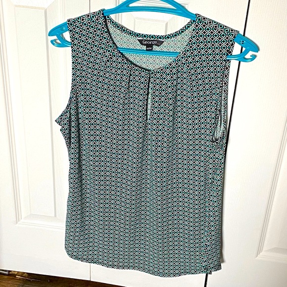 Sleeveless blouse - Picture 1 of 2